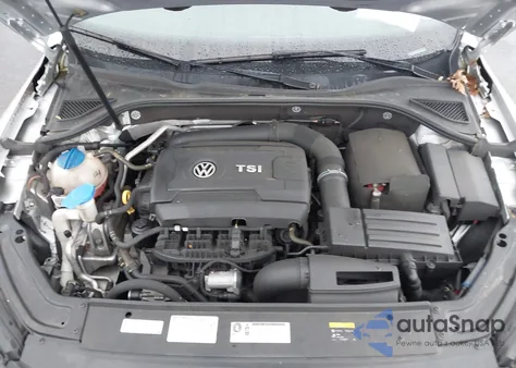 2017 Volkswagen Passat 1.8T S z USA, uszkodzony, nr VIN 1VWAT7A38HC064419